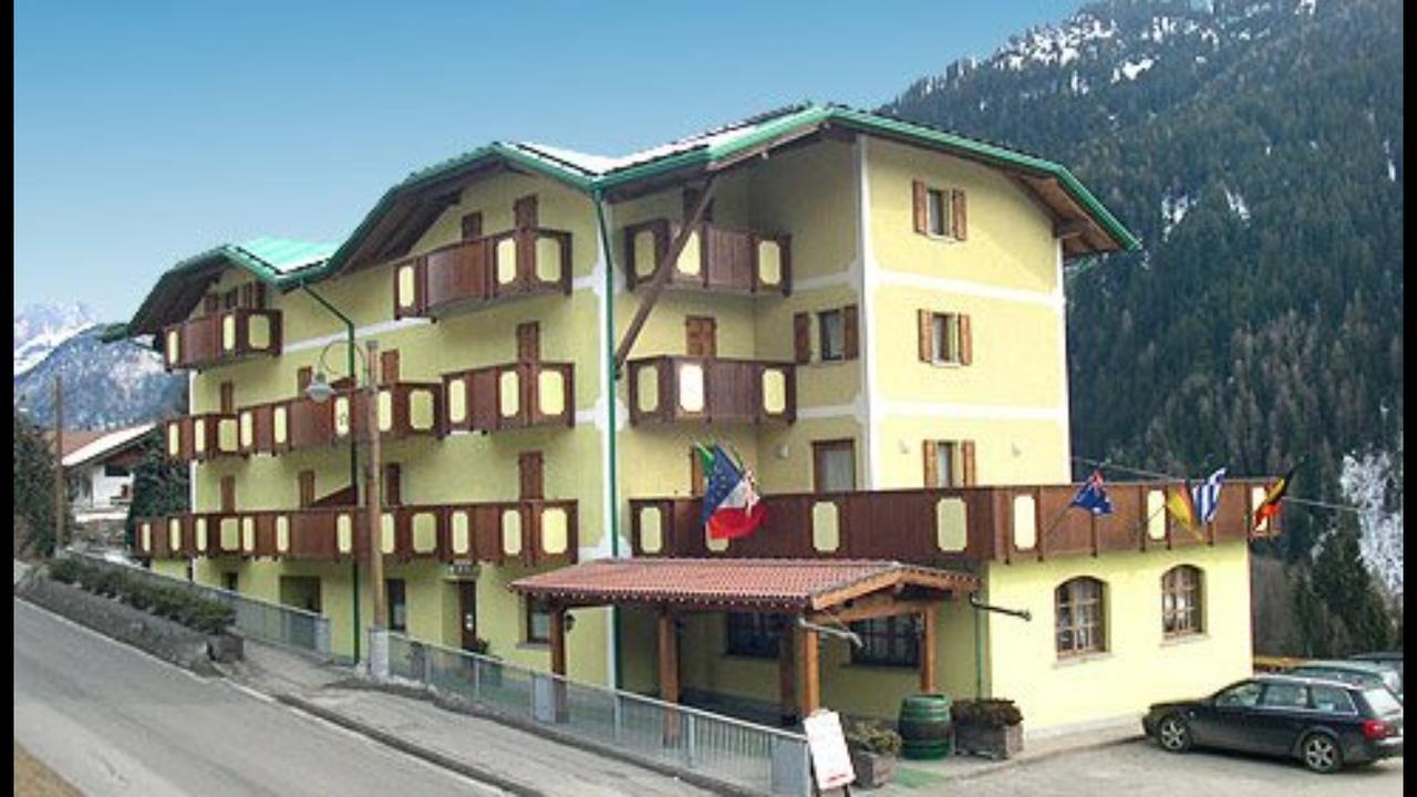 Tosa 3*